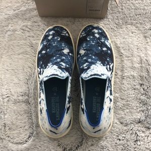 Rothy’s Limited Edition Shibori Sneaker 9.5